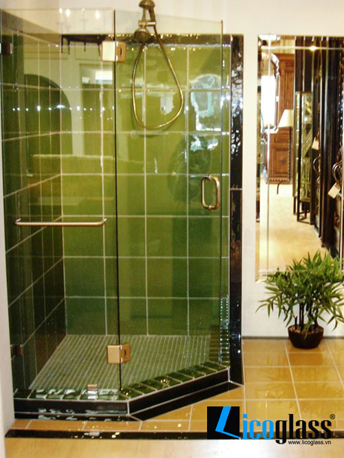 Vách tắm kính cửa mở quay 135 độ Vách tắm kính cửa mở quay 135 độ